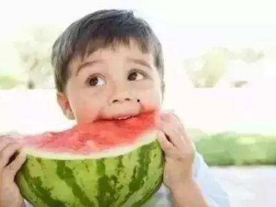 北美吃瓜不打伞,吃瓜不打伞，夏日清凉新风尚