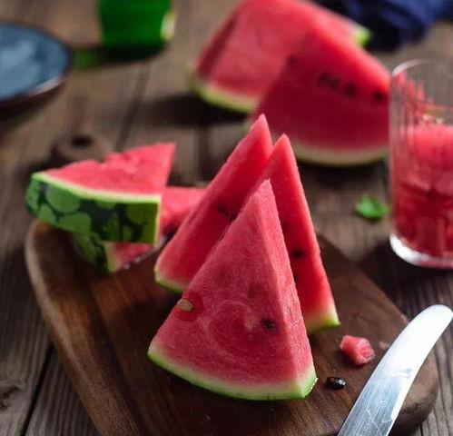 东京吃瓜头像高清,揭秘吃瓜头像背后的时尚密码