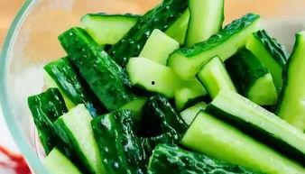 吃瓜要这样吃才好吃图片,揭秘吃瓜最佳姿势