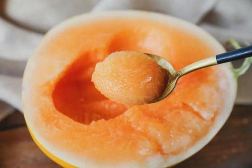 吃蜜瓜发热,揭秘吃蜜瓜发热的秘密